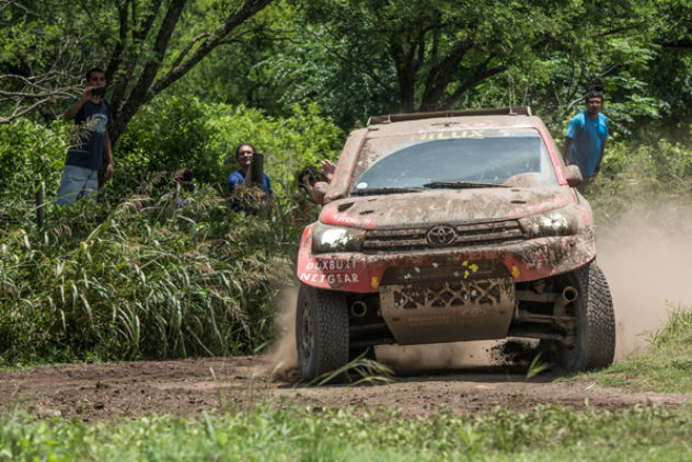 Giniel de Villiers und Dirk von Zitzewitz erobern „Dakar“-Gesamtrang zwei